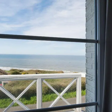 For 6 People With Frontal Seaview Équihen-Plage